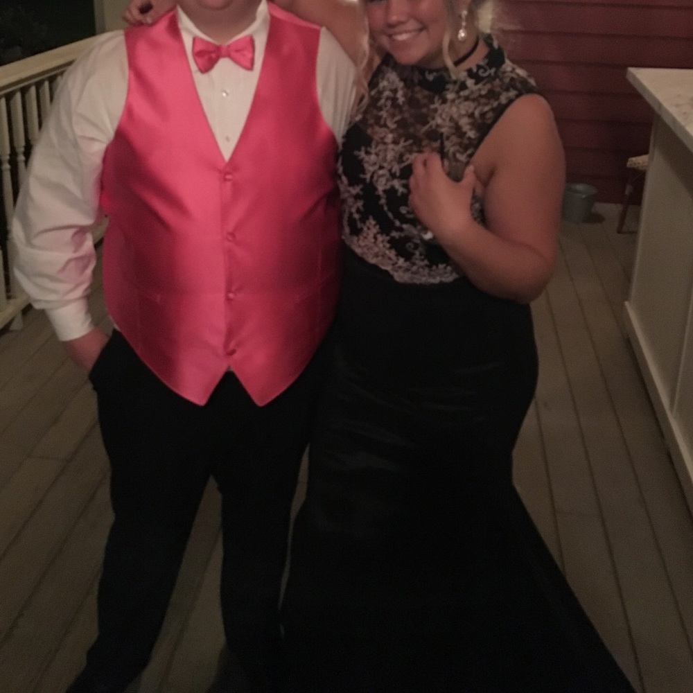 mermaid dress worn once! i’m 5’10 & not altered - Picture 2 of 2